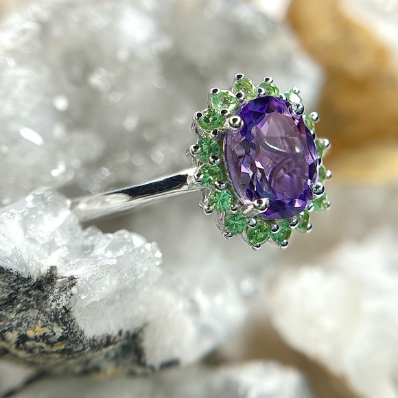 โAmethyst Vineโ Glorious Amethyst & Tsavorite Garnet Ring! ๐ - SIZE (10) - Picture 4 of 12
